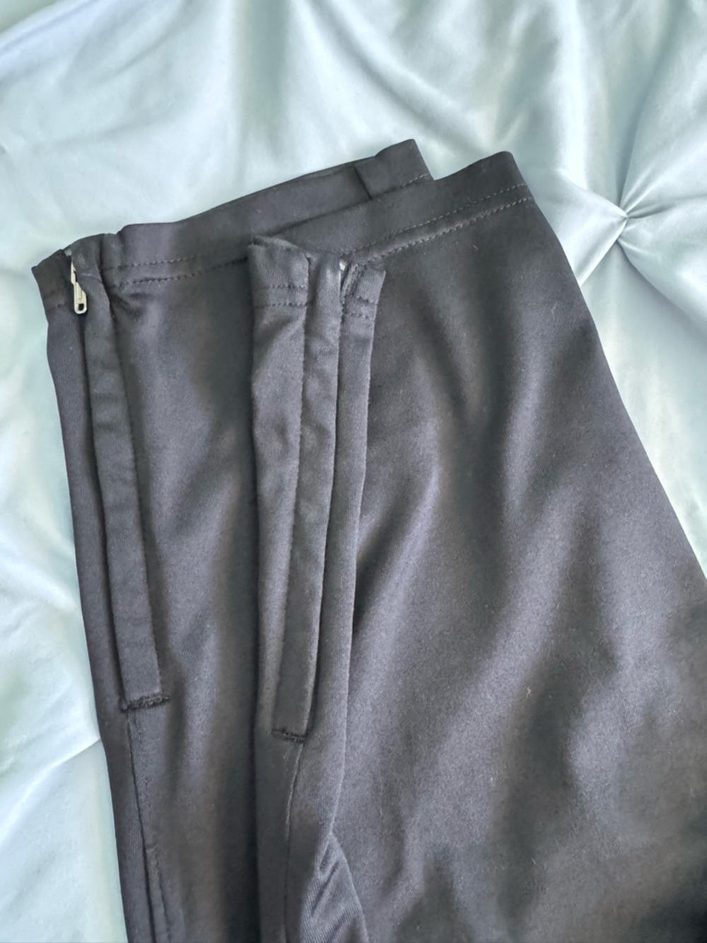 Under Armour Black Performance Track Pants - Picture 4 of 6